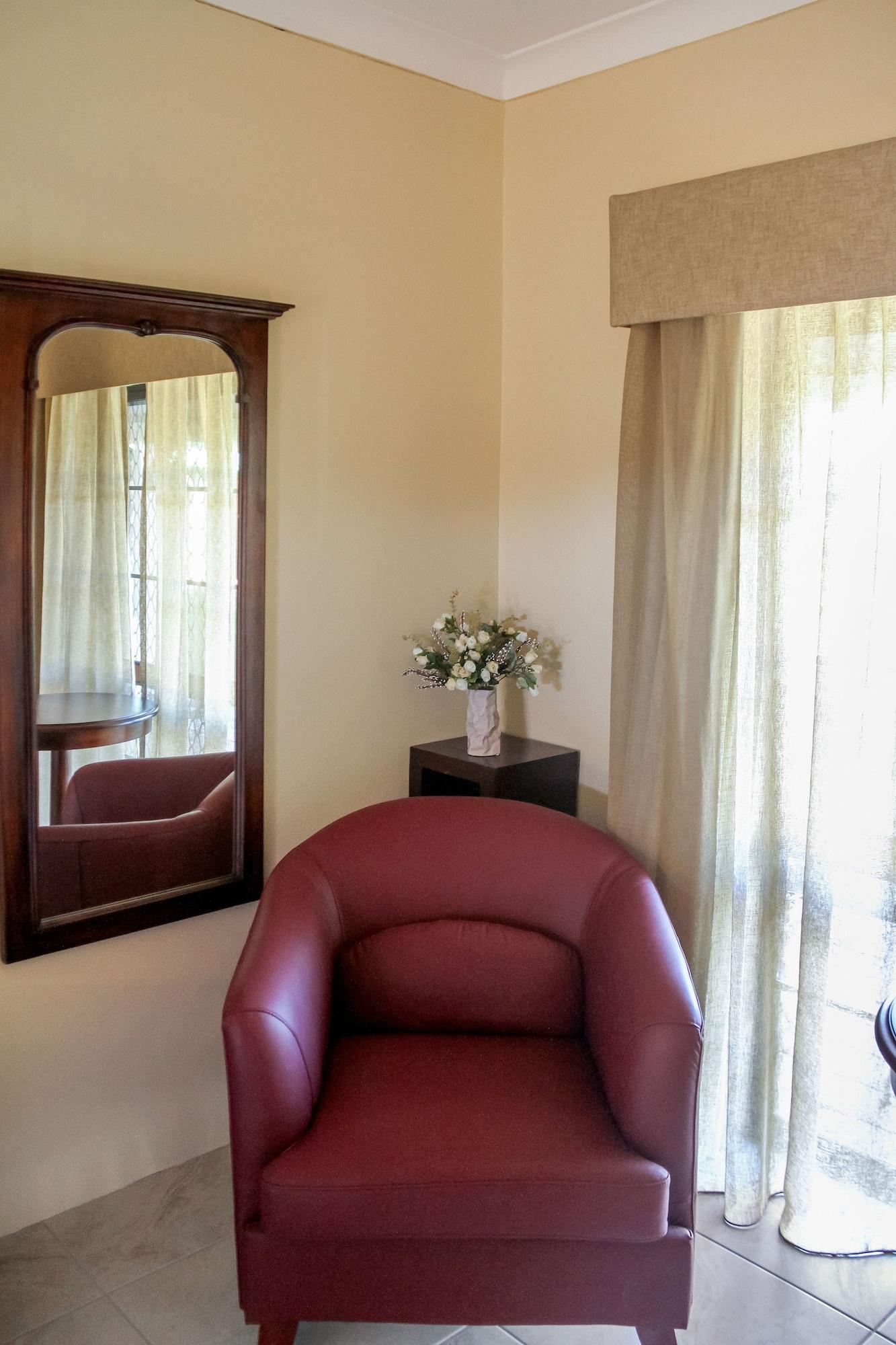 Overlander Homestead Motel Рома Екстер'єр фото